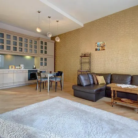 Apartment Romantic Center In Old Town *