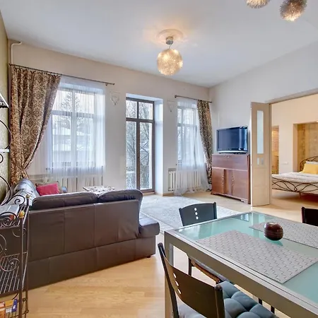Апартаменты Romantic Center In Old Town *